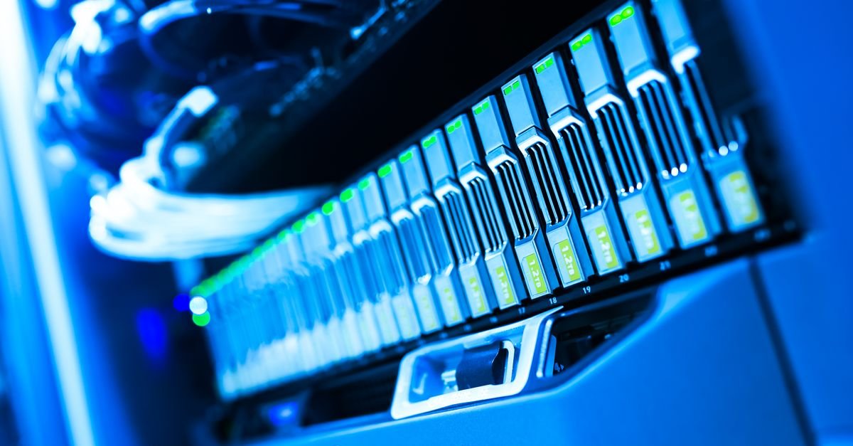 What Is Teradata Database,Teradata Database,What Is Difference Between Teradata And Sql,What Are Main Features Of Teradata Database,What Is Teradata Default Database,Is Teradata As Oracle