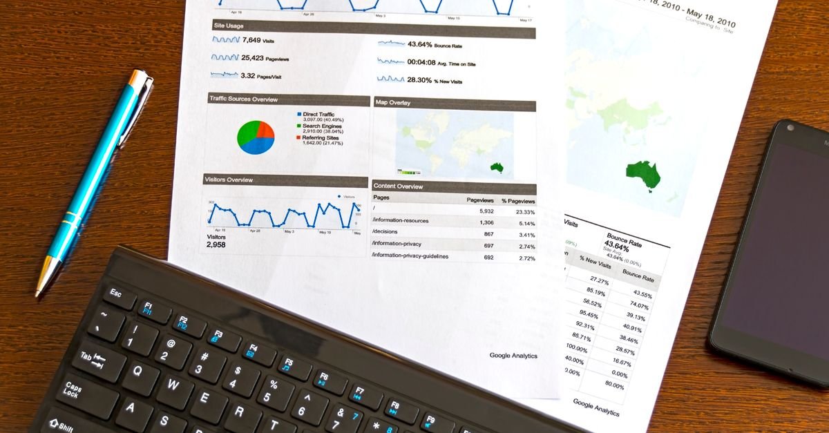 Hosting Performance Analytics Dashboards